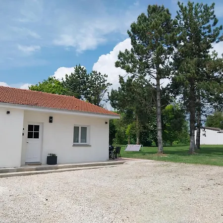 La Maison Des Roses 度假居 *