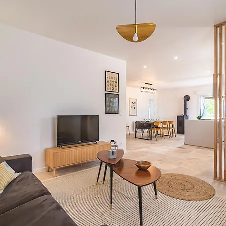 La Maison Des Roses Holiday home Athis (Marne)