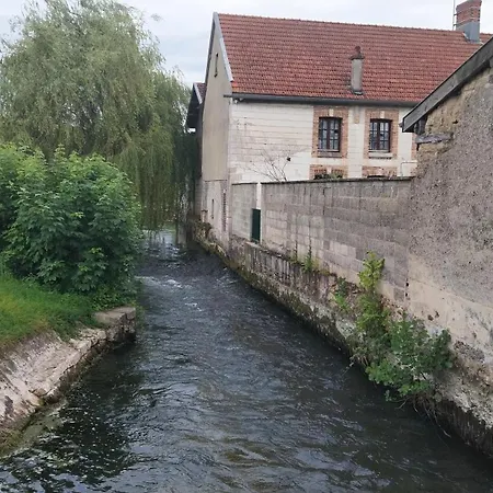 La Maison Des Roses * Athis (Marne)
